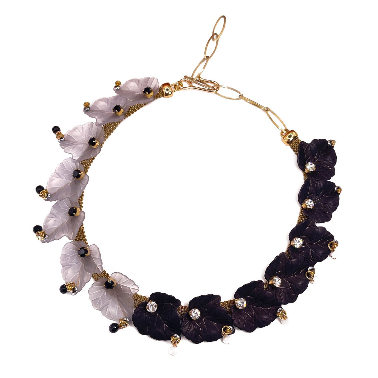 Elanor Black and Grey Leaves Necklace