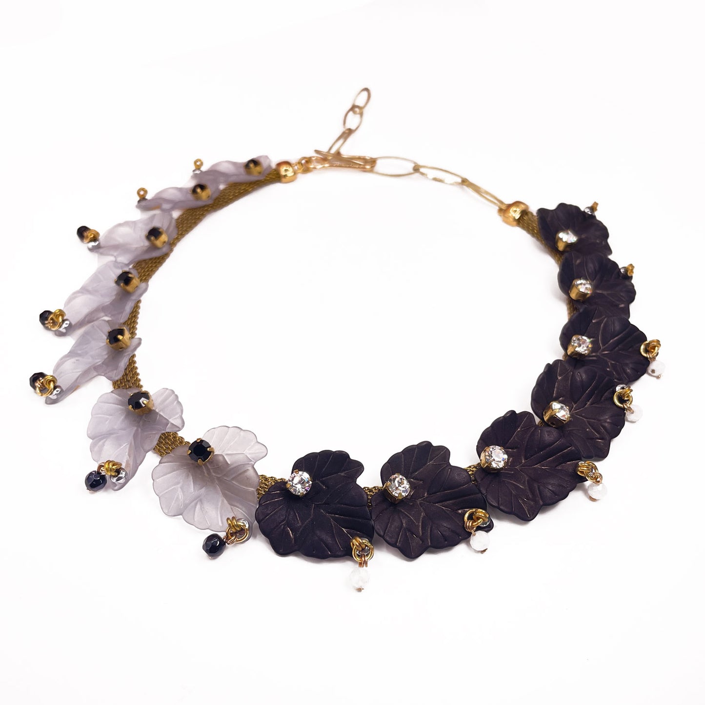 Elanor Black and Grey Leaves Necklace