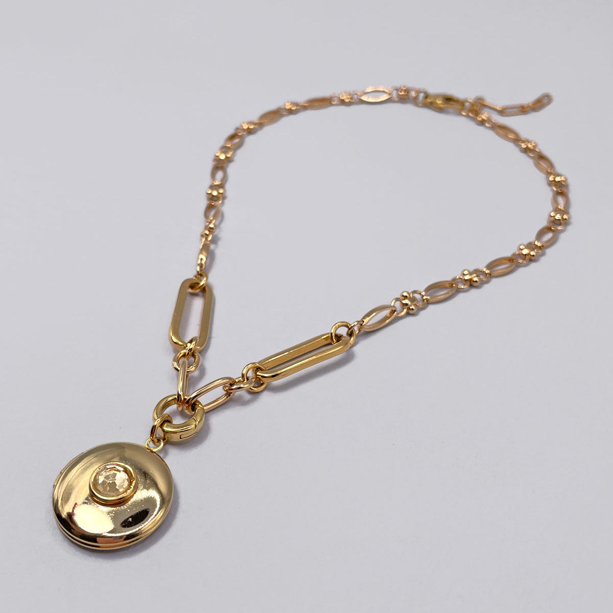 Collana con Medaglione Tondo Vintage